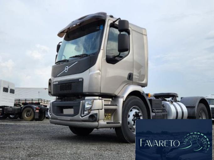 VOLVO VM 330 15/15