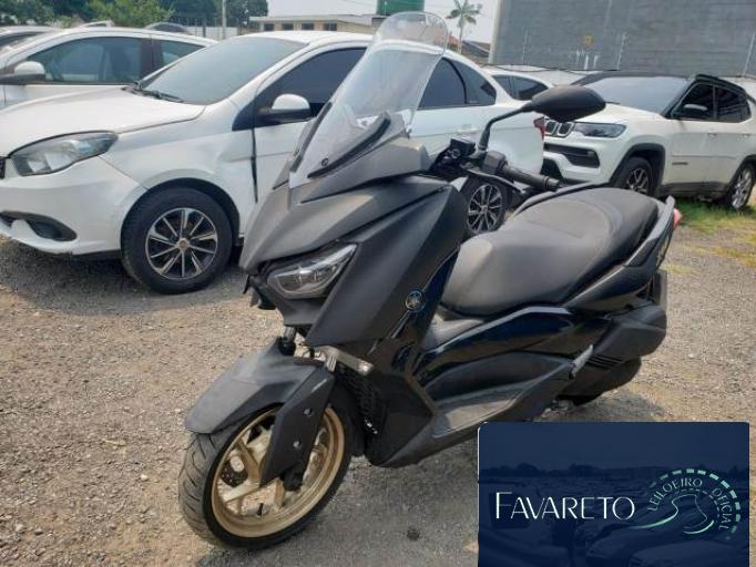 YAMAHA XMAX 20/21