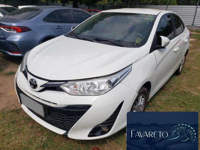 TOYOTA YARIS SEDAN 19/19