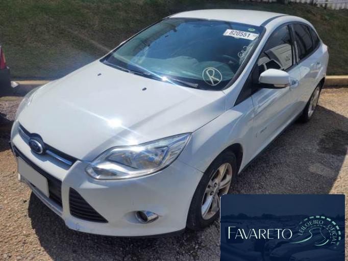 FORD FOCUS SEDAN 15/16