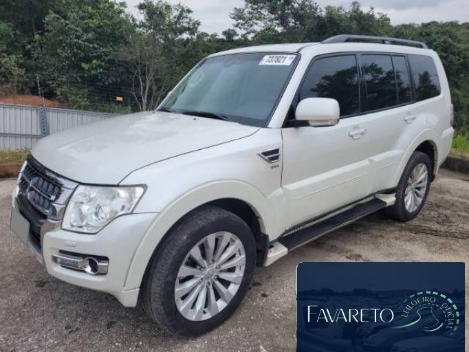MITSUBISHI PAJERO FULL 18/19