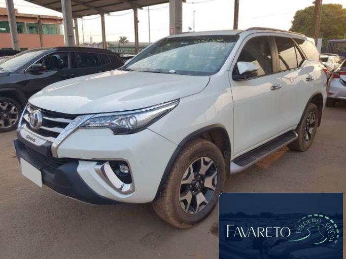 TOYOTA HILUX SW4 18/19
