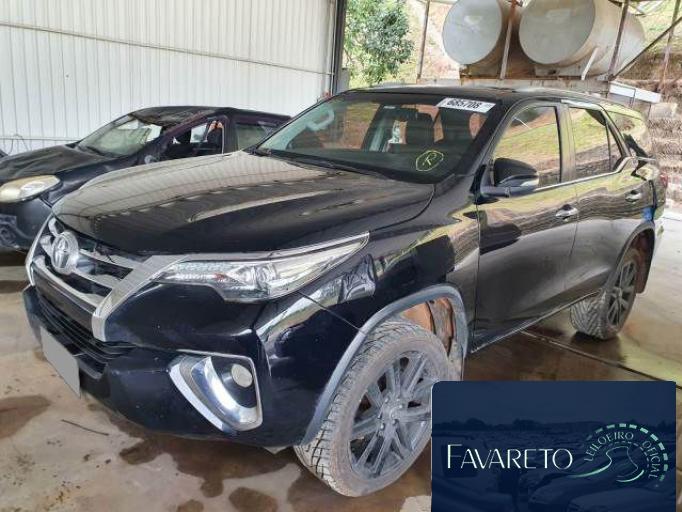 TOYOTA HILUX SW4 16/17